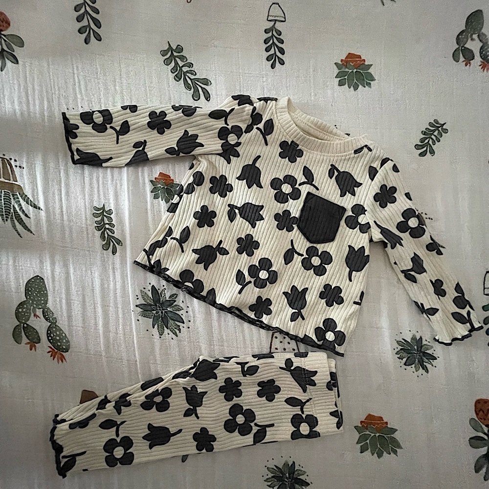 Baby two piece set